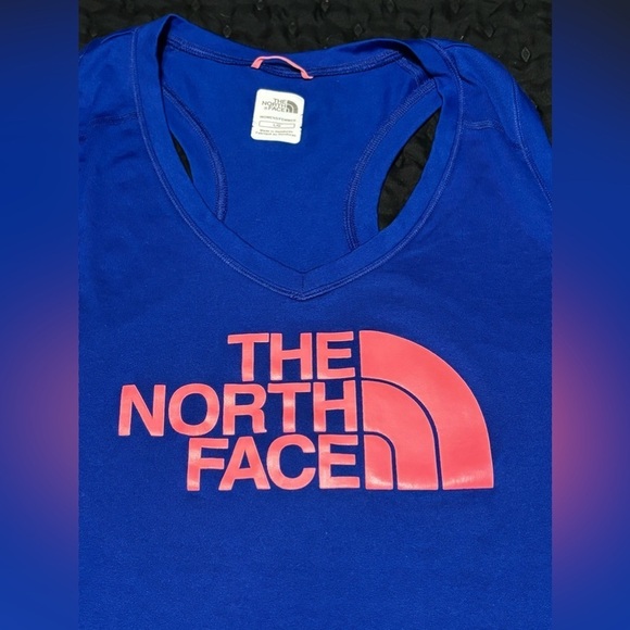 Women’s North Face Racerback Vapor Wick Tank - Picture 2 of 11